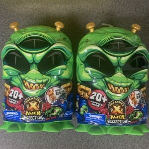 2 Treasure X Alien Dissection Mini Alien Playset 20+ Surprises! Gold BRAND NEW